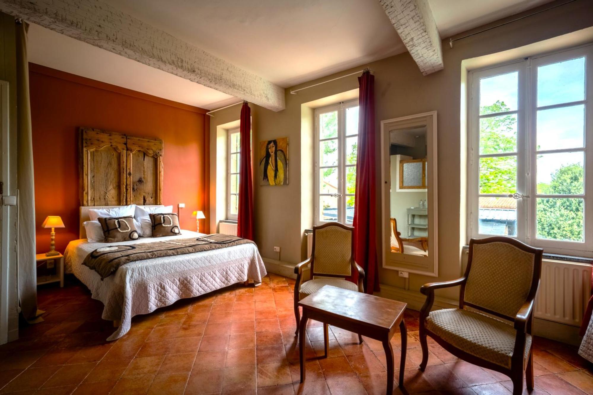 Prieure Saint-louis Couette-café *